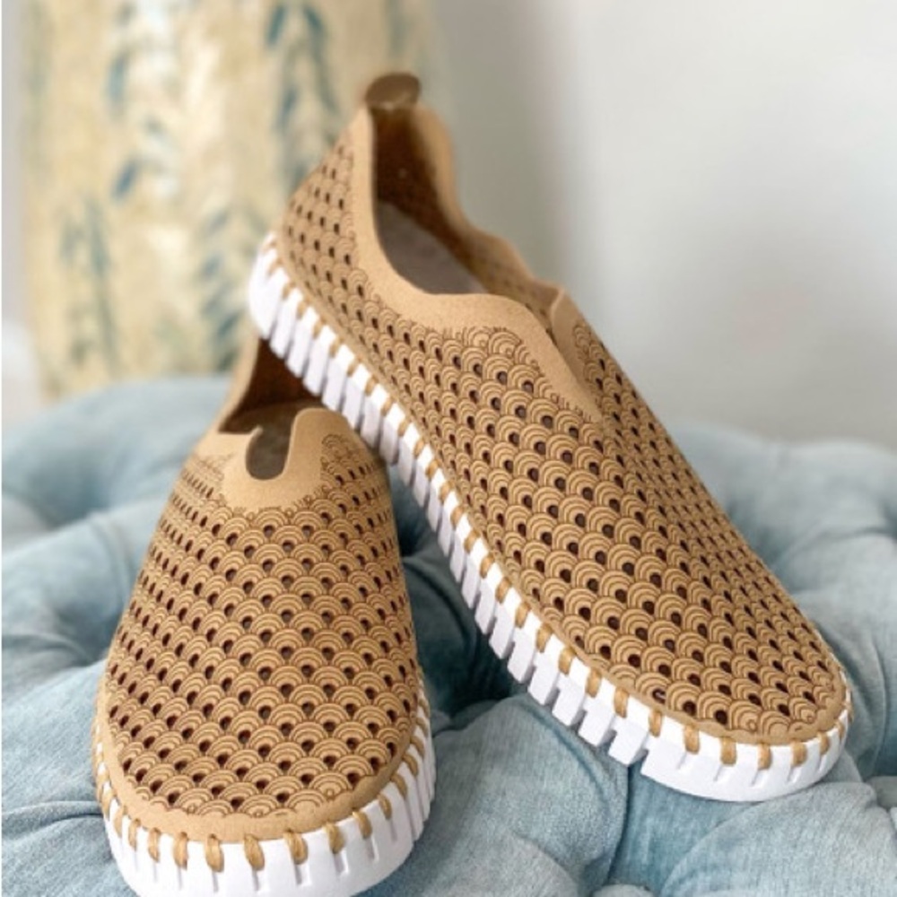 Ilse Jacobsen Tulip 139 slip on shoes sneakers size 41 10 in latte / sans